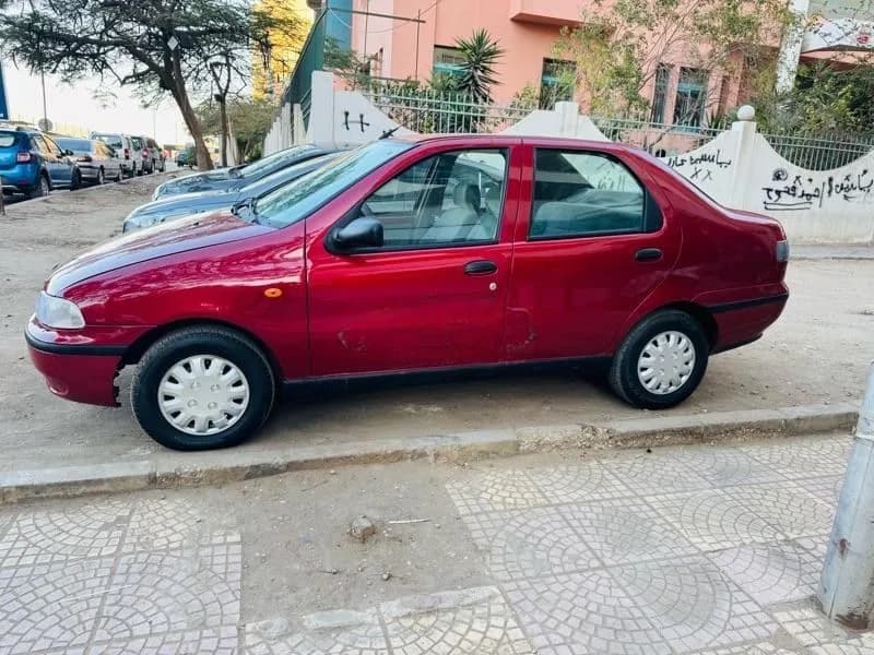 Fiat Siena 2001 (4)