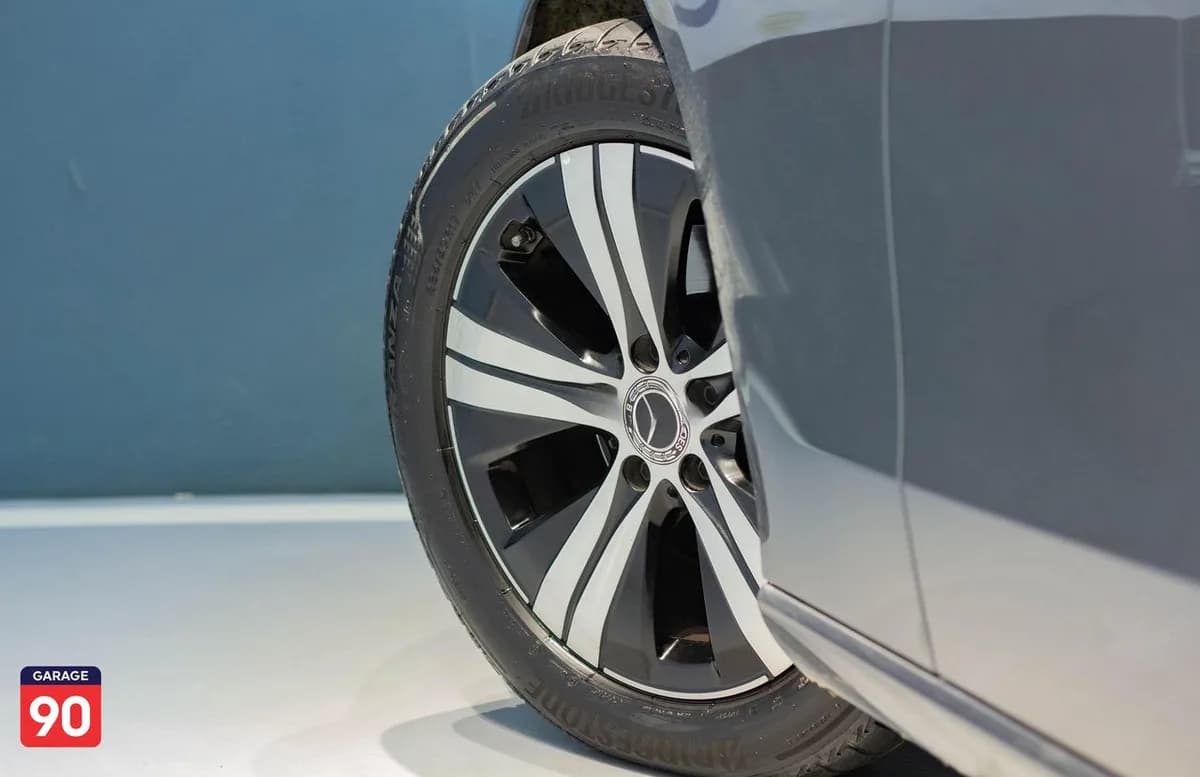 Mercedes C 180 2025 (7)