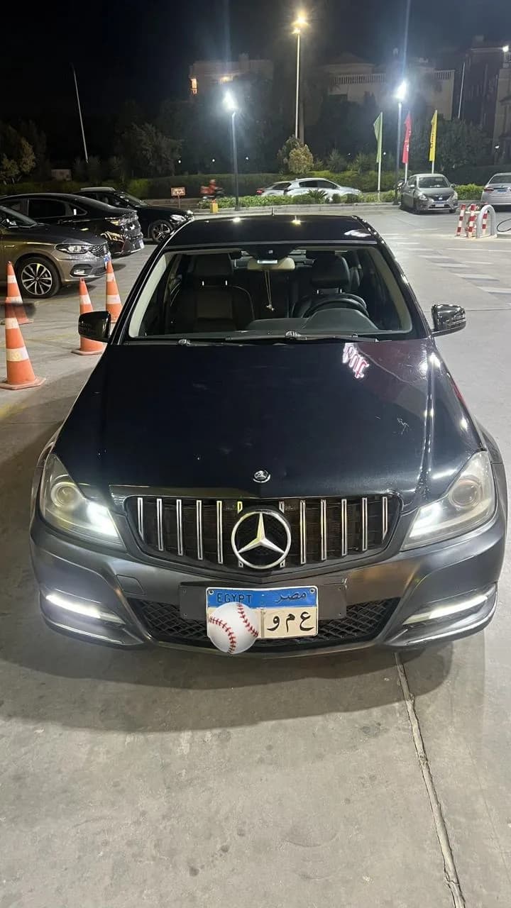 Mercedes 180 2012 (0)