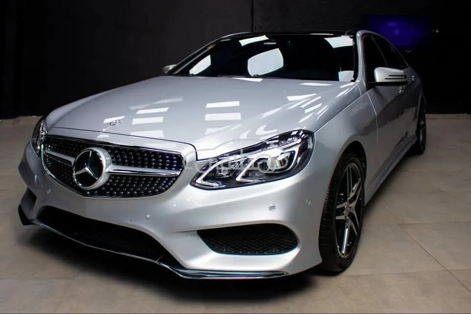 Mercedes-Benz e-250 2014 (0)