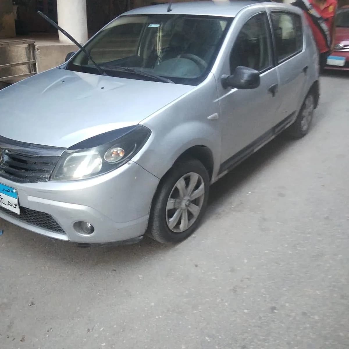 Renault Sandero 2011 (1)