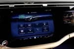 Mercedes E 200 2025 (10)