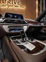 BMW 730 2021 (4)