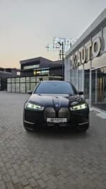 BMW iX 2022 (1)