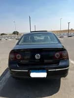 Volkswagen Passat 2008 (4)