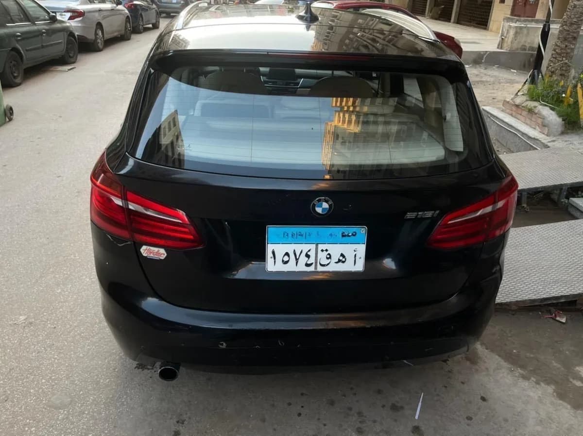 BMW 218 i 2016 (1)