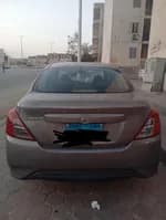 Nissan Sunny 2015 (1)