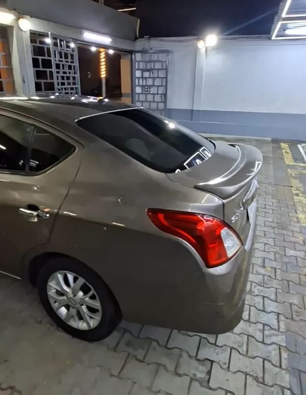 Nissan Sunny 2020