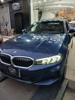 BMW 320i 2024 (2)