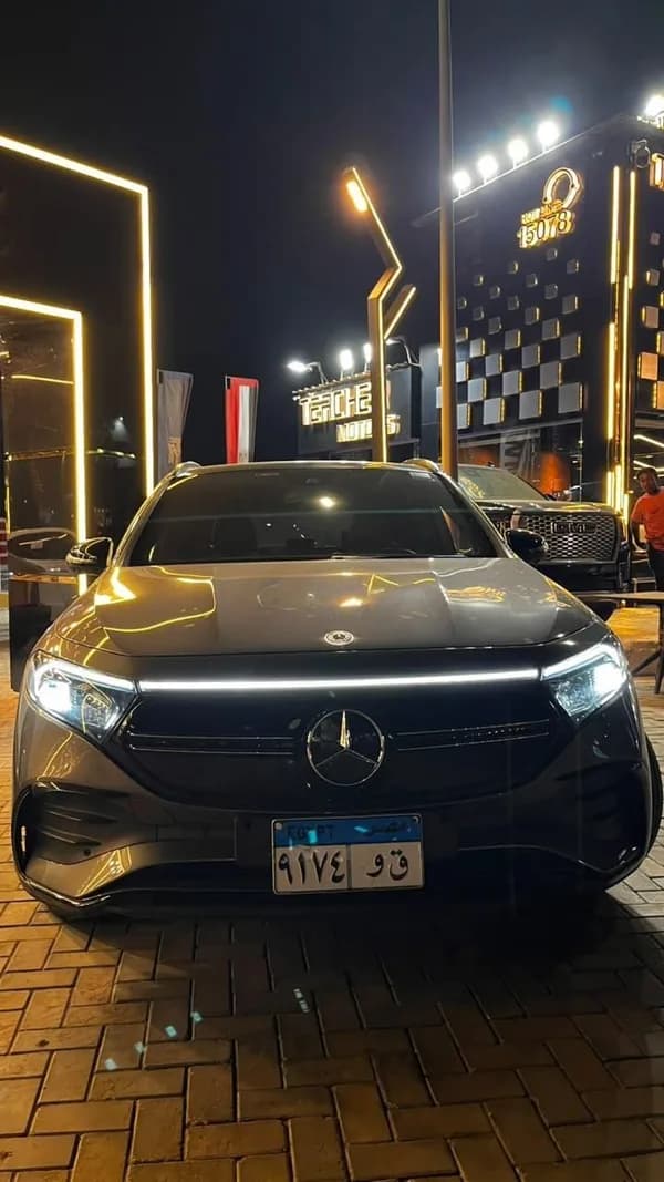 Mercedes EQE 2023