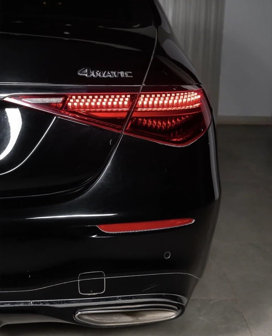 Mercedes-Benz mercedes-benz-s580 2023 (1)