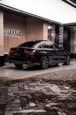 BMW 320i 2024 (2)