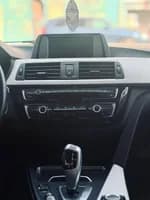 BMW 318 2016 (8)