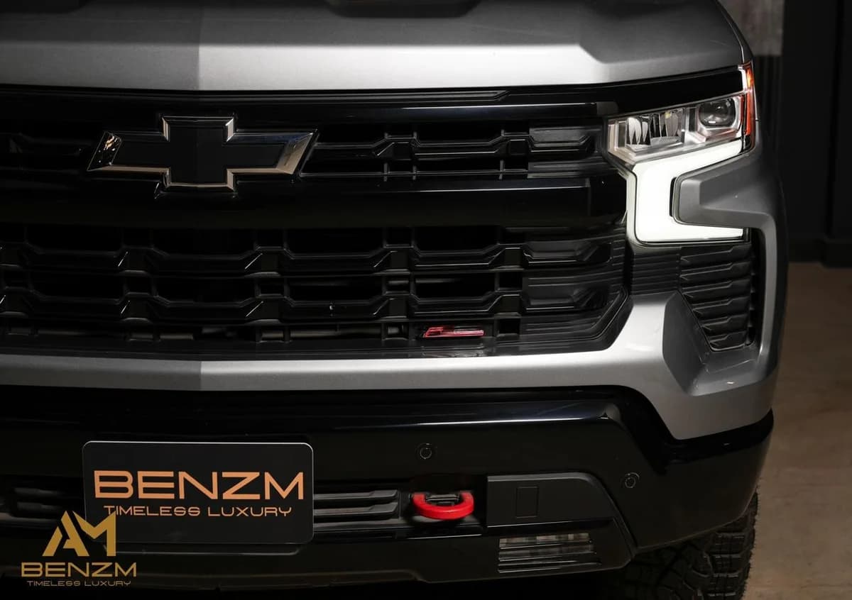 Chevrolet Silverado 2024 (1)