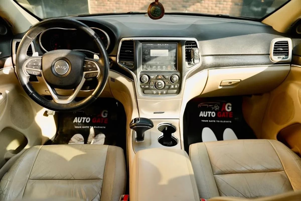 Jeep Cherokee 2014 (1)