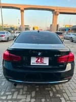BMW 320i 2023 (2)