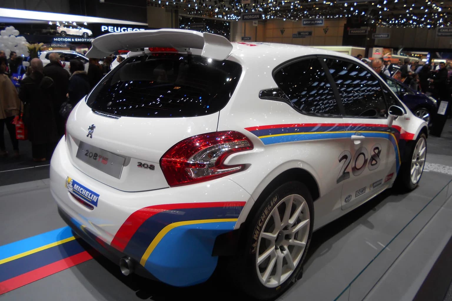 صورة: Peugeot 208 T16