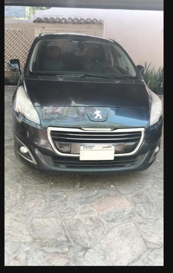 Peugeot 5008 2016
