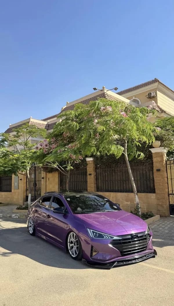 Hyundai Elantra 2025