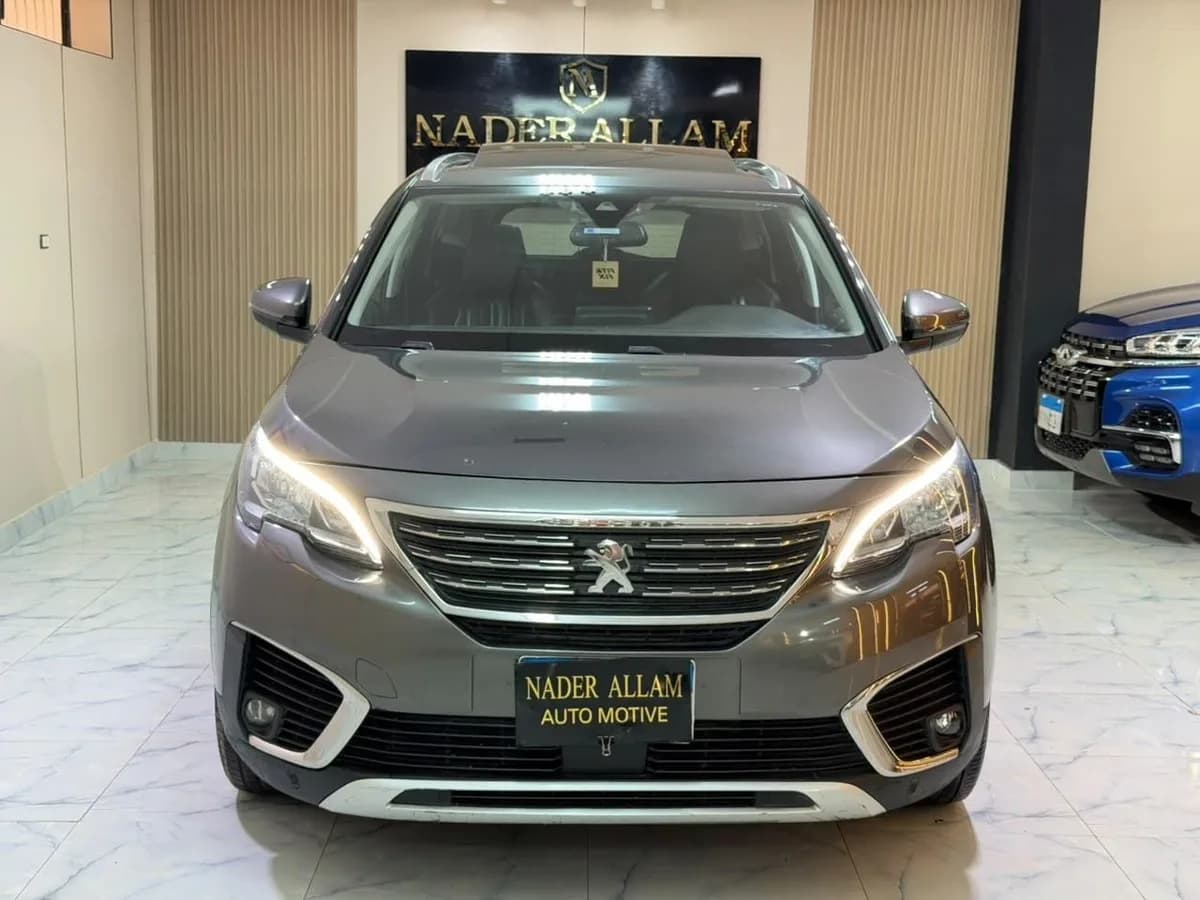 Peugeot 5008 2020 (0)