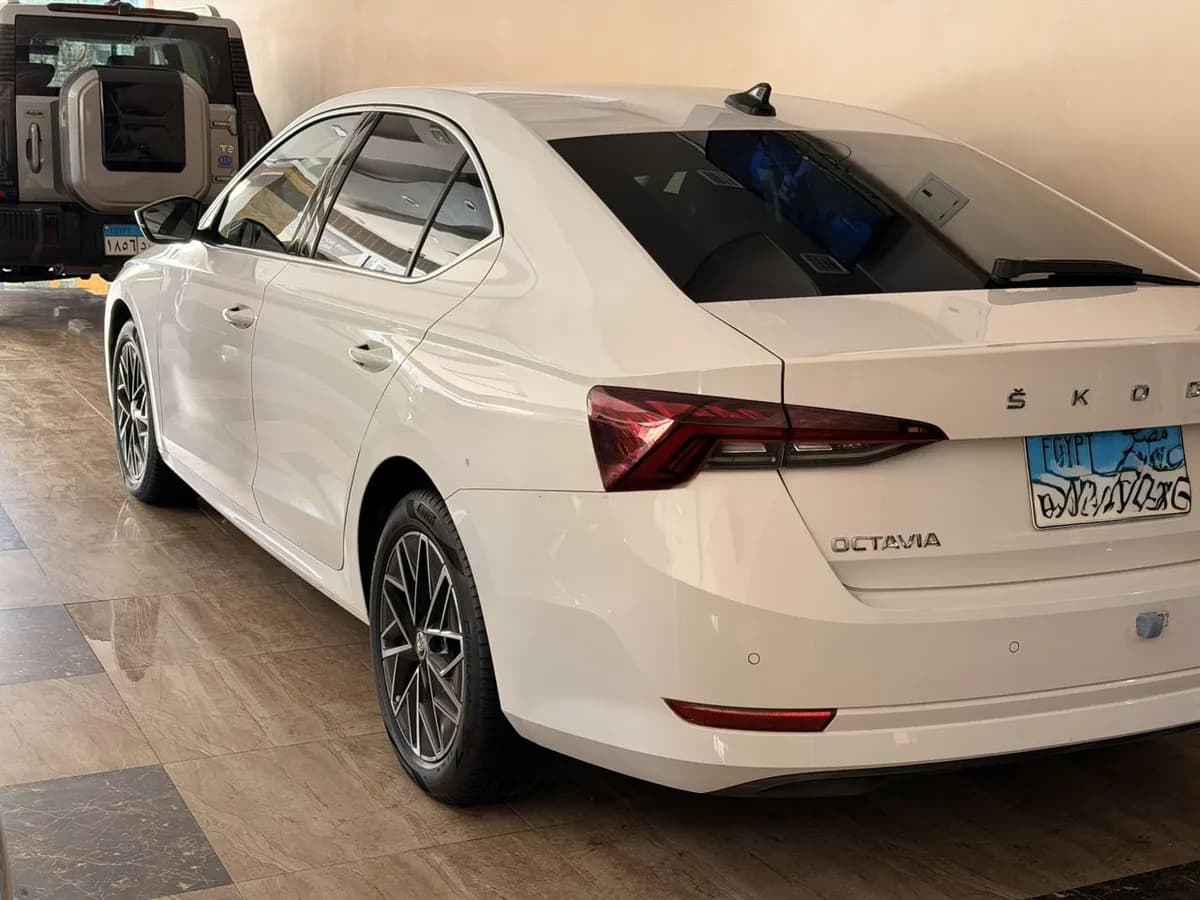 Škoda Superb 2023 (0)